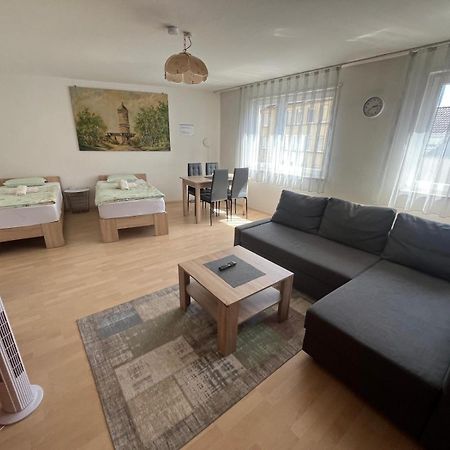 Schoene Ferienwohnung In Saarbrücken Kültér fotó
