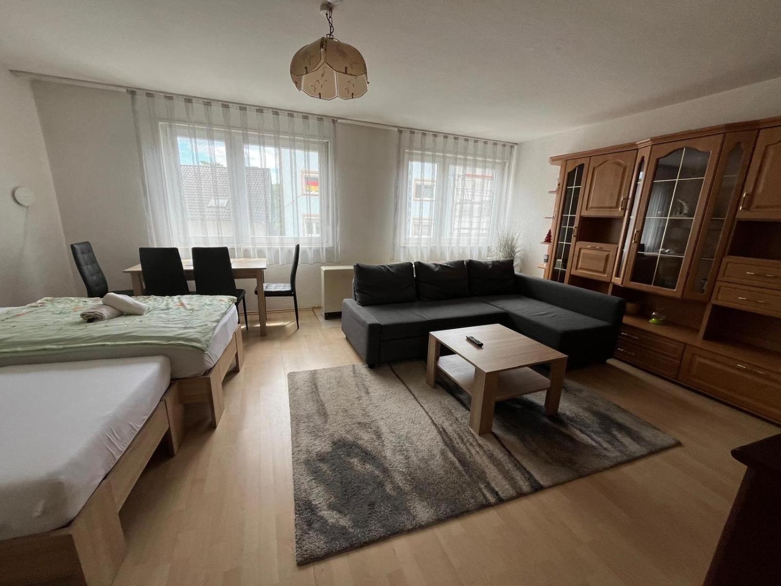 Schoene Ferienwohnung In Saarbrücken Kültér fotó
